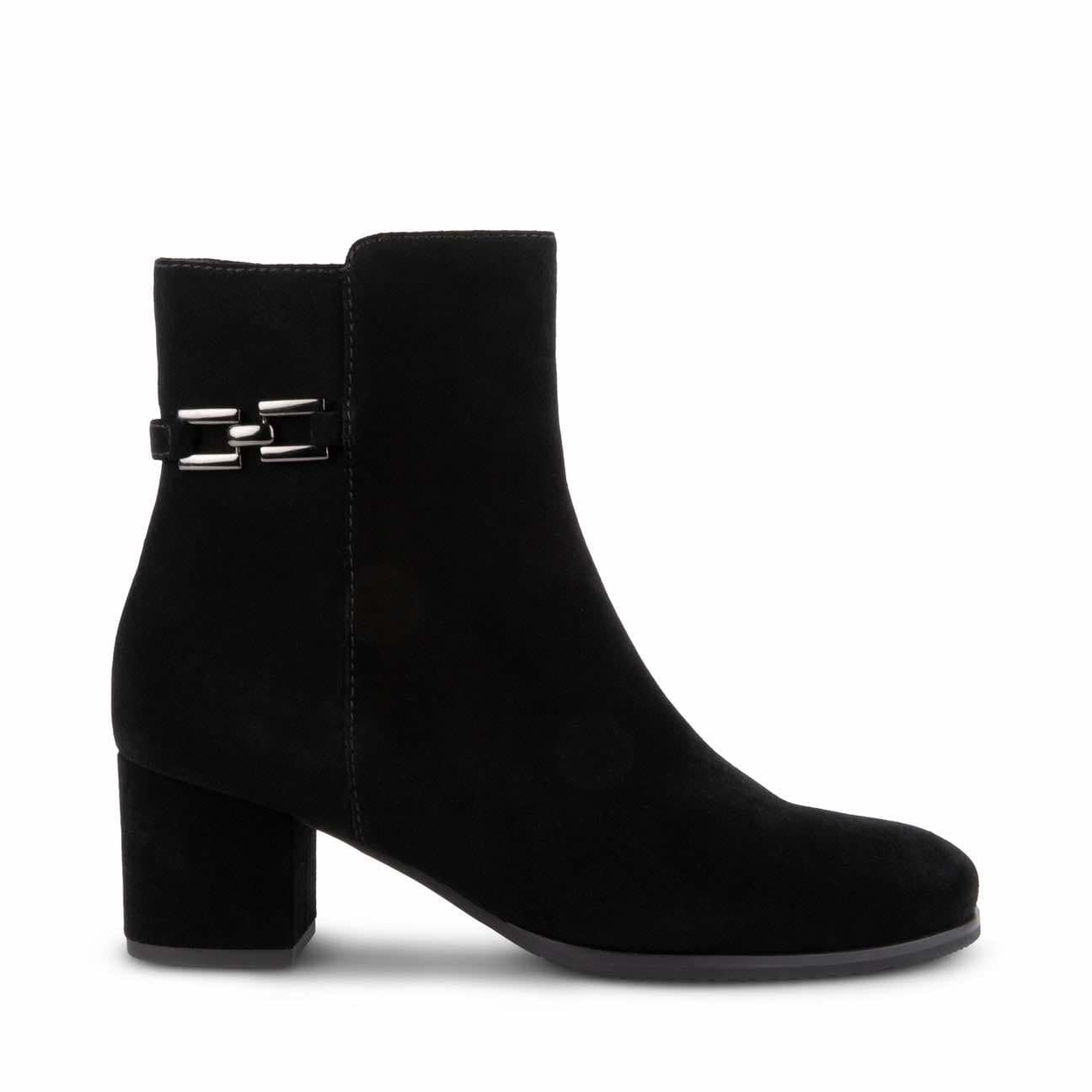 BLONDO # AVERYS SUÈDE NOIR